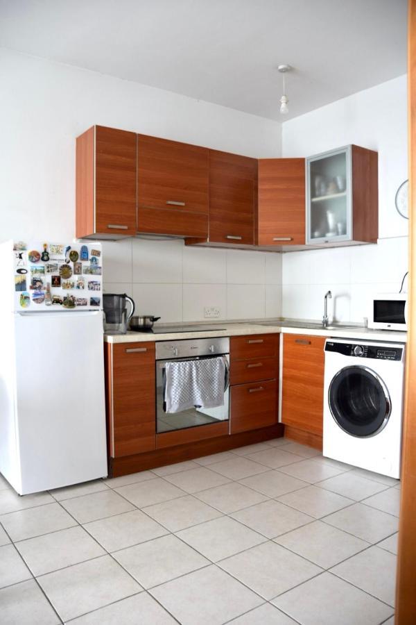 F8 1 Seaview Room, Living And Bathroom Shared , Stjulians San Giuliano Esterno foto